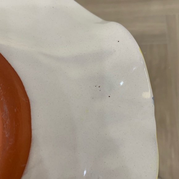 MacKenzie-Child’s Aalsmeer Ruffled Platter - Picture 13 of 15